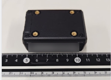 Core AX（Bluetooth）端末（背面）ネジ固定位置
