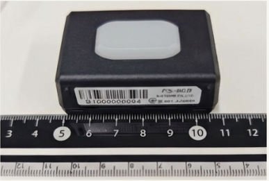 Core AX（Bluetooth）端末（正面）定規でサイズ感を確認